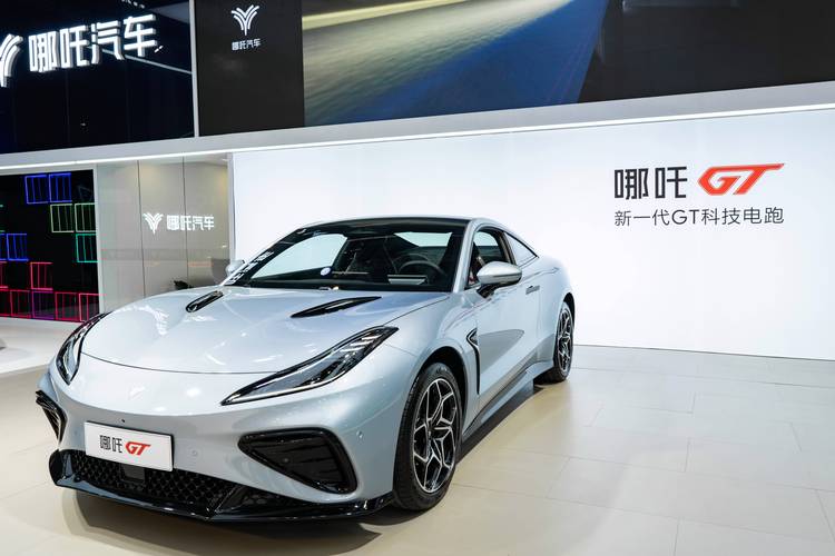 佛山高明区清迈宝企业管理咨询哪吒汽车在智能汽车领域的表现，领途汽车在新能源汽车市场中的影响力